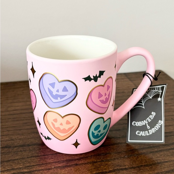 🩵🎃 Cobwebs & Cauldron Pink Candy Hearts Pumpkin Mugs - Picture 2 of 6